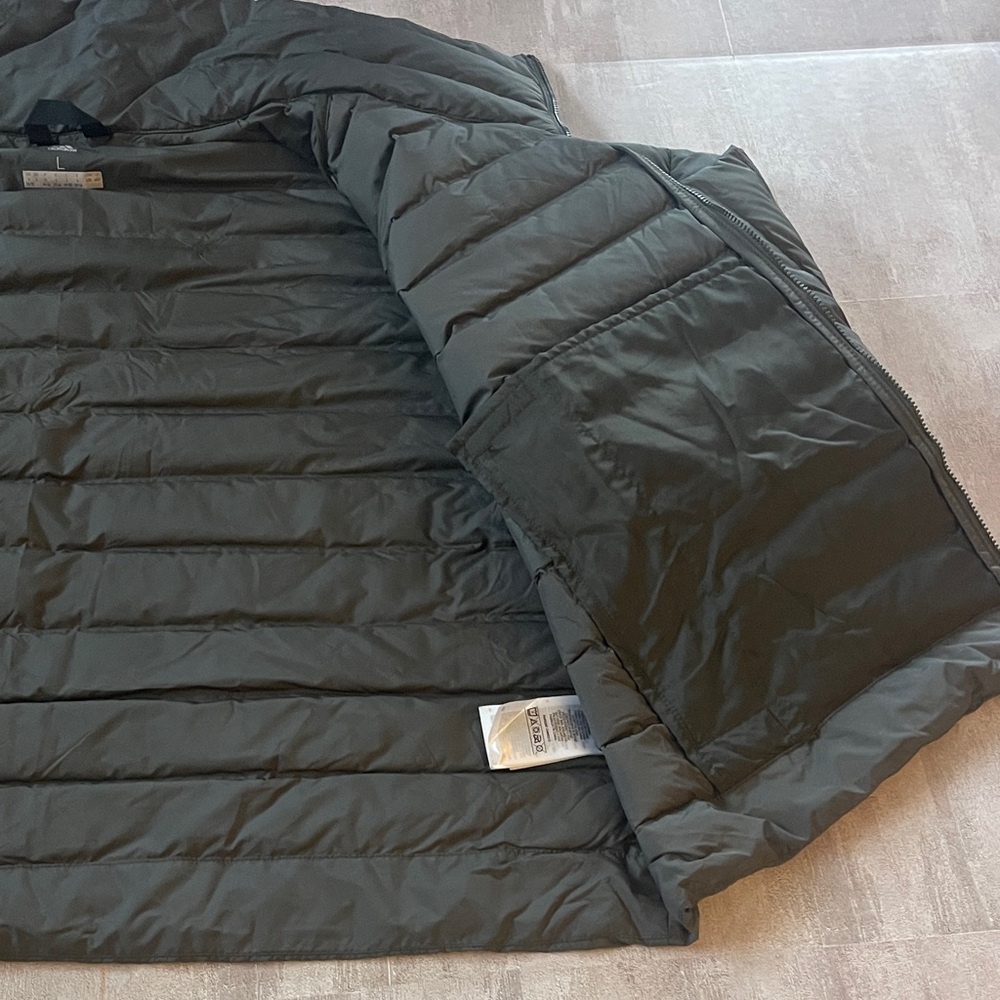 Adidas- Dark Military Green-quilted Jacket- SZ Large - Picture 4 of 11